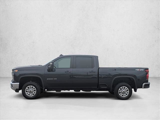Used 2024 Chevrolet Silverado 2500 LT w/ Convenience Package image 2