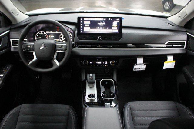 New 2026 Mitsubishi Outlander Trail Edition image 20