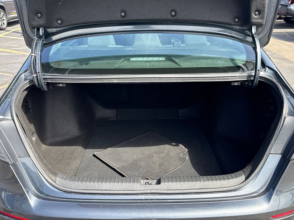 Certified 2023 Honda Accord EX image 16