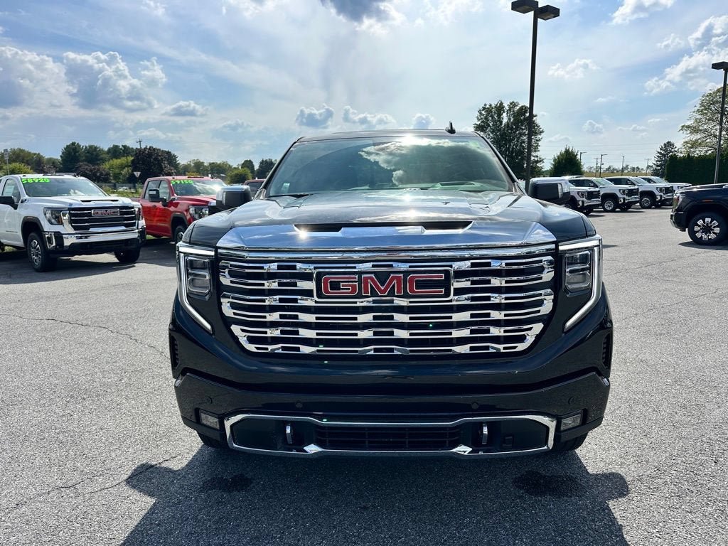 New 2026 GMC Sierra 1500 Denali w/ Denali Reserve Package AWD/4WD image 4