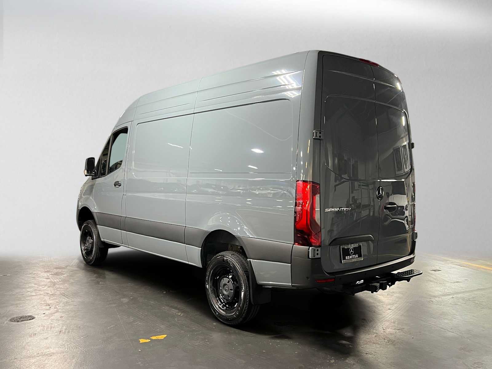 Used 2026 Mercedes-Benz Sprinter 2500 image 5