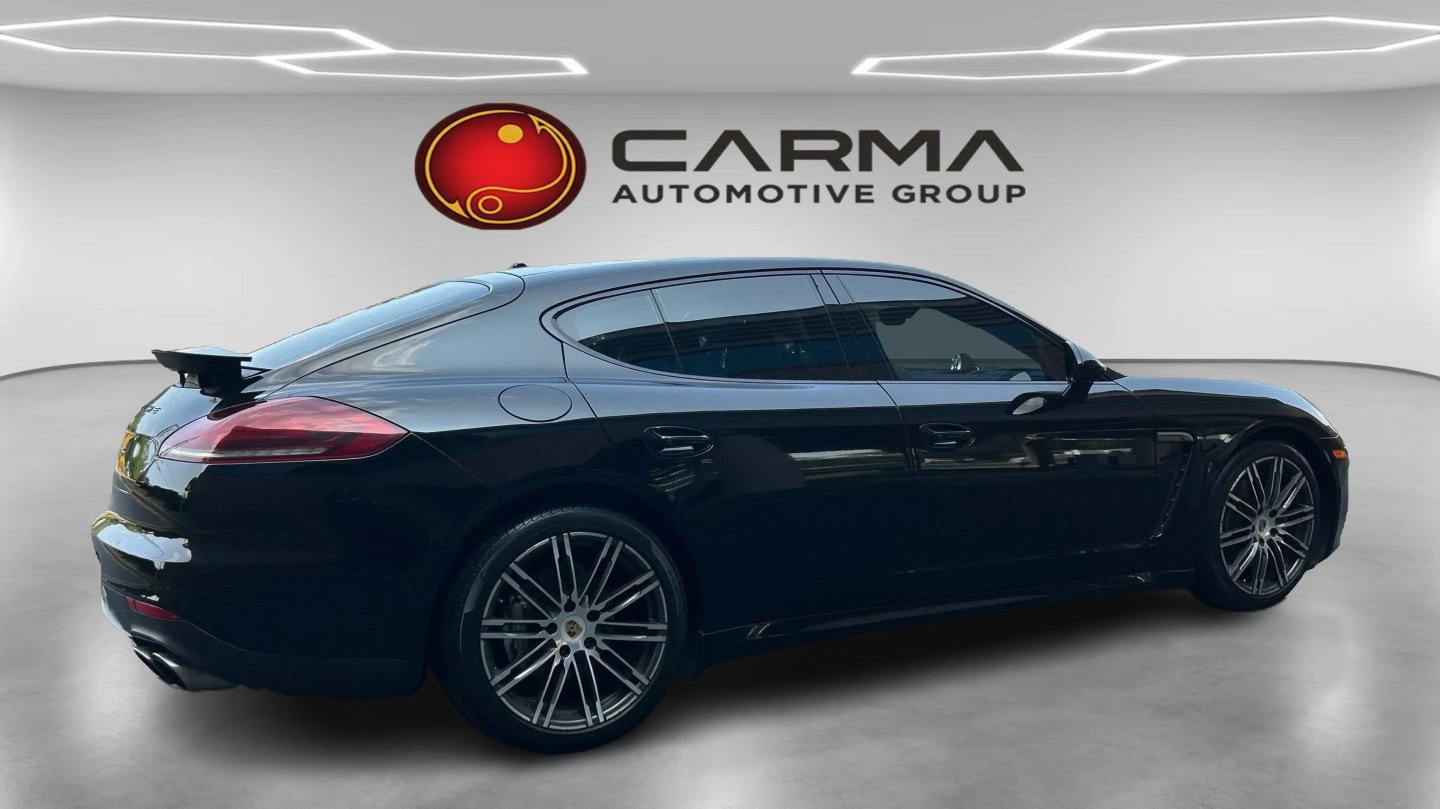 Used 2015 Porsche Panamera 4S image 5