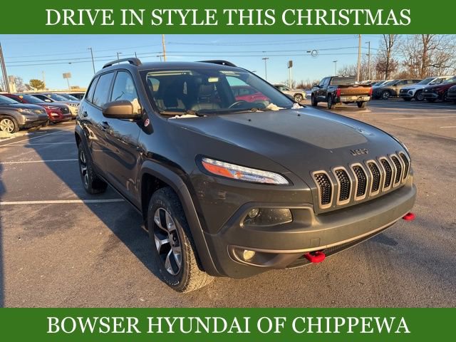 Used 2016 Jeep Cherokee Trailhawk w/ Comfort/Convenience Group image 10