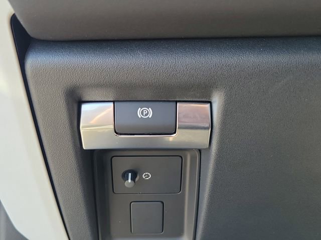 Certified 2025 Land Rover Defender 110 S image 25