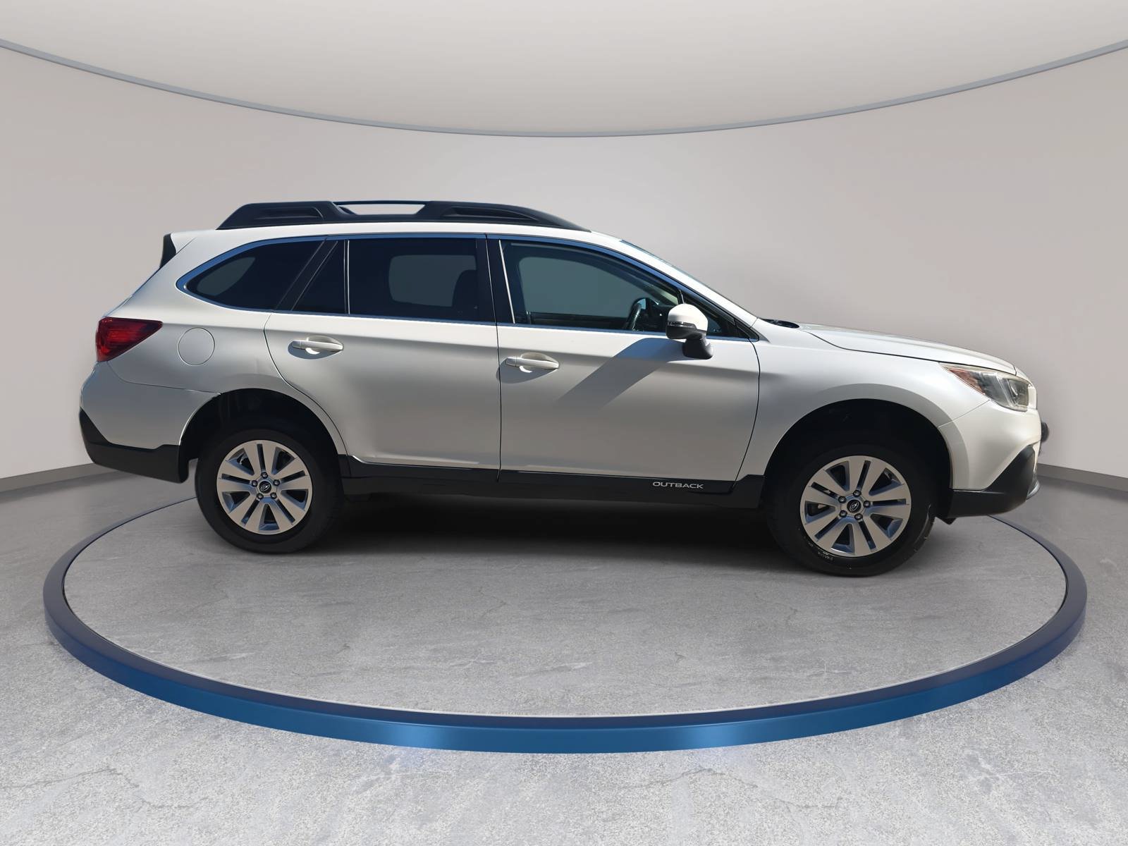 Used 2019 Subaru Outback 2.5i Premium AWD/4WD image 4