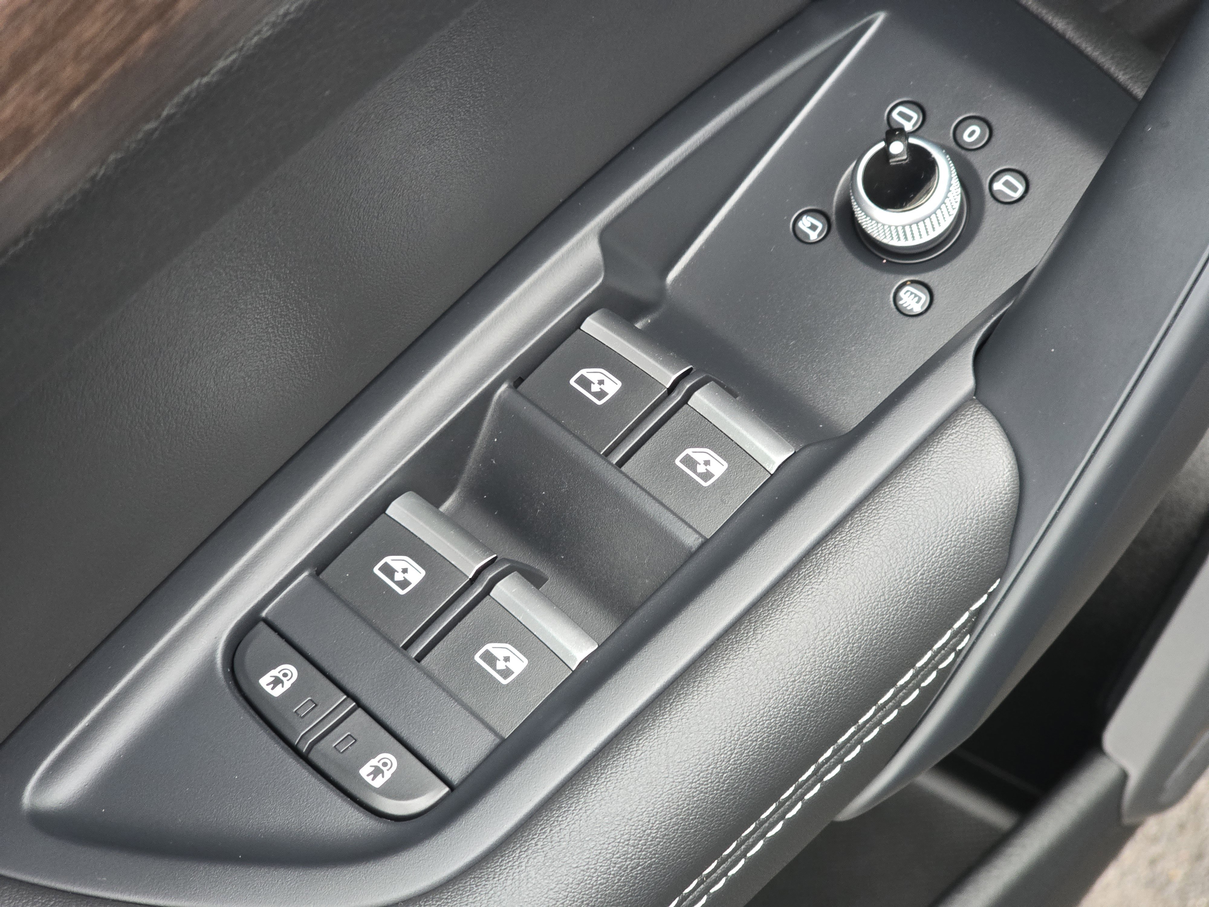 Certified 2023 Audi Q5 2.0T Premium Plus w/ Premium Plus Package image 23