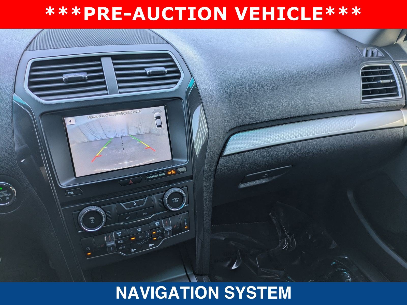 Used 2017 Ford Explorer XLT w/ Equipment Group 202A FWD image 31