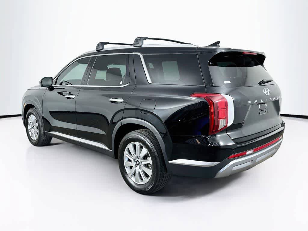 Used 2023 Hyundai Palisade SEL FWD image 4