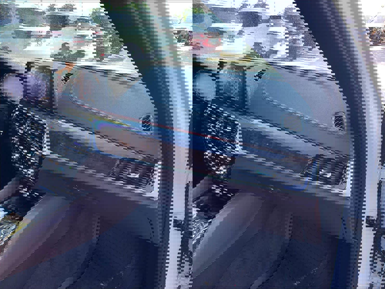 Used 2020 BMW M550i xDrive AWD/4WD image 17