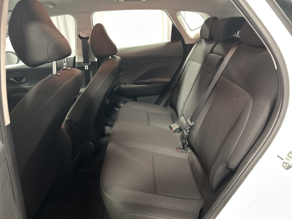 Used 2024 Hyundai Kona SE FWD image 21