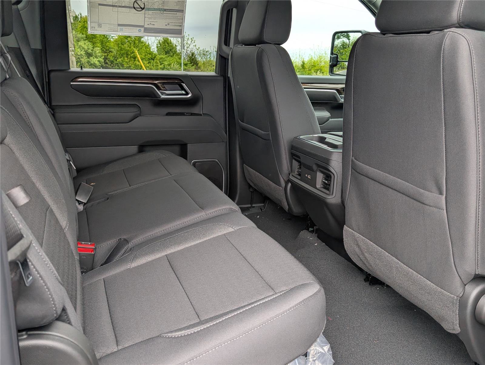 New 2026 Chevrolet Silverado 3500 LT w/ Trail Boss Package AWD/4WD image 7