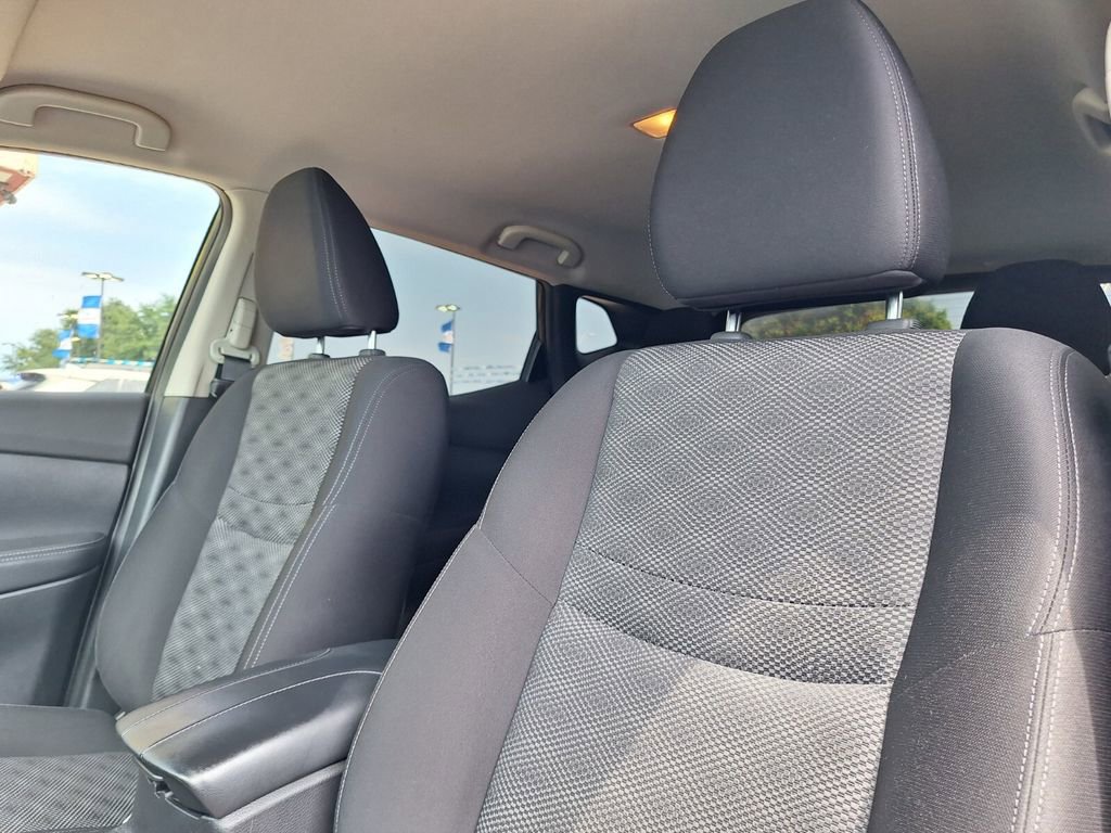 Used 2021 Nissan Rogue Sport SV FWD image 6