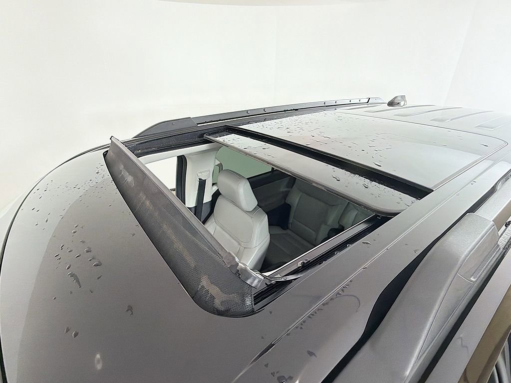 Used 2025 Ford Expedition Active image 17