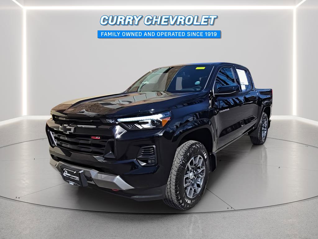Used 2024 Chevrolet Colorado Z71 w/ Z71 Convenience Package 2 image 5