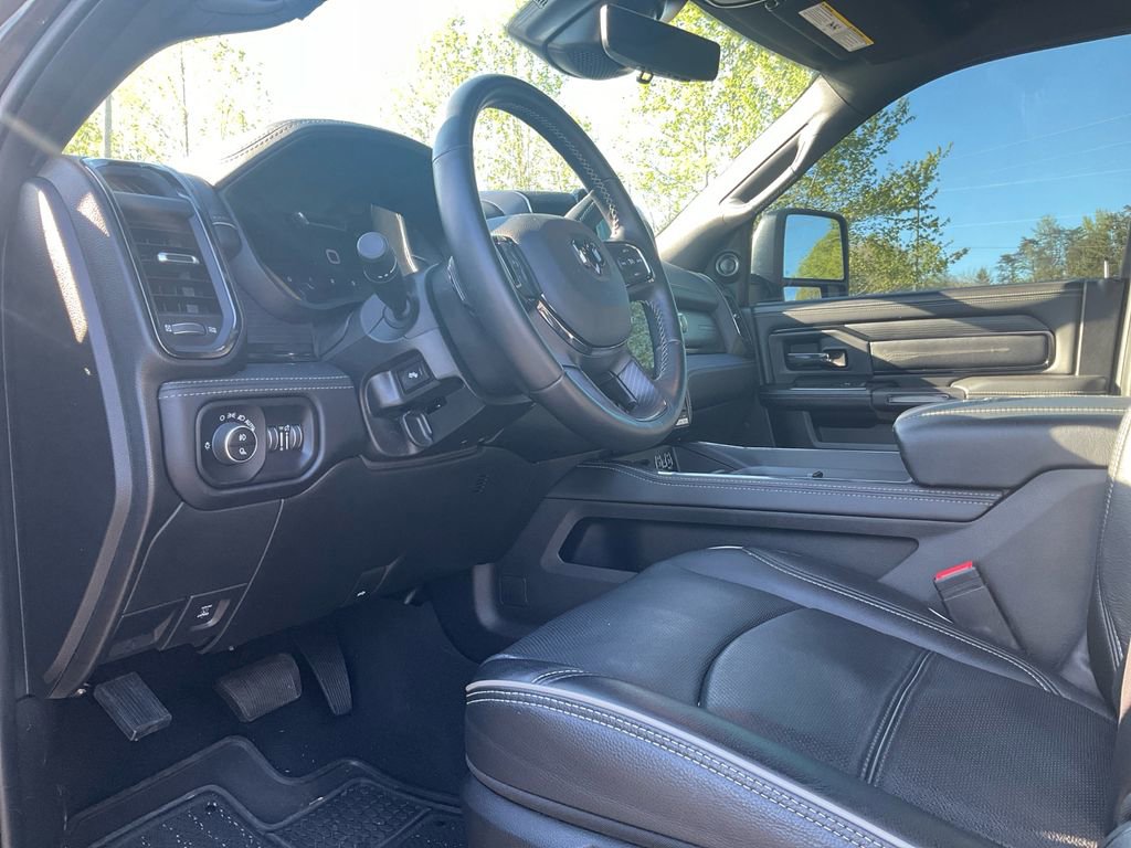 Used 2024 RAM 3500 Limited image 15