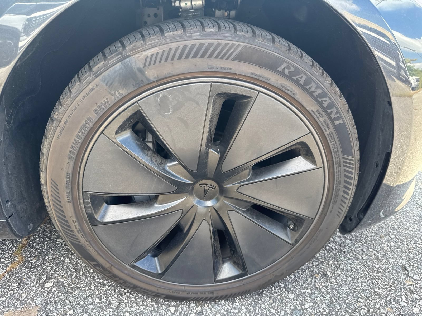 Used 2025 Tesla Model 3 RWD image 12