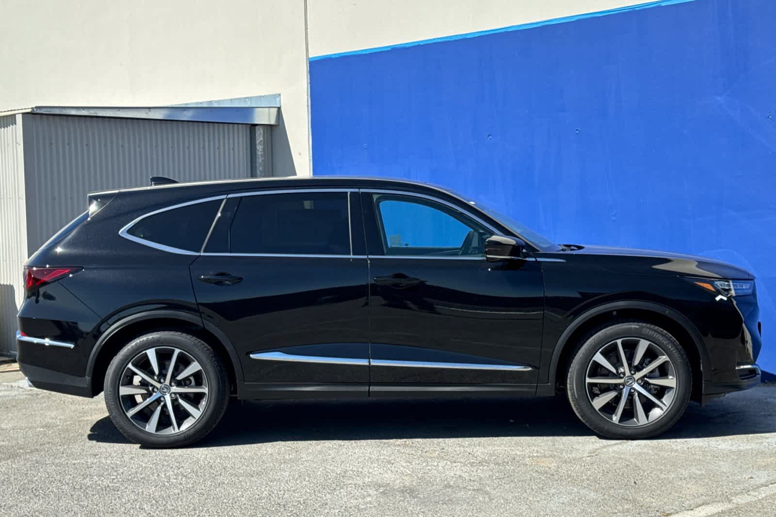 New 2026 Acura MDX w/ Technology Package AWD/4WD image 3