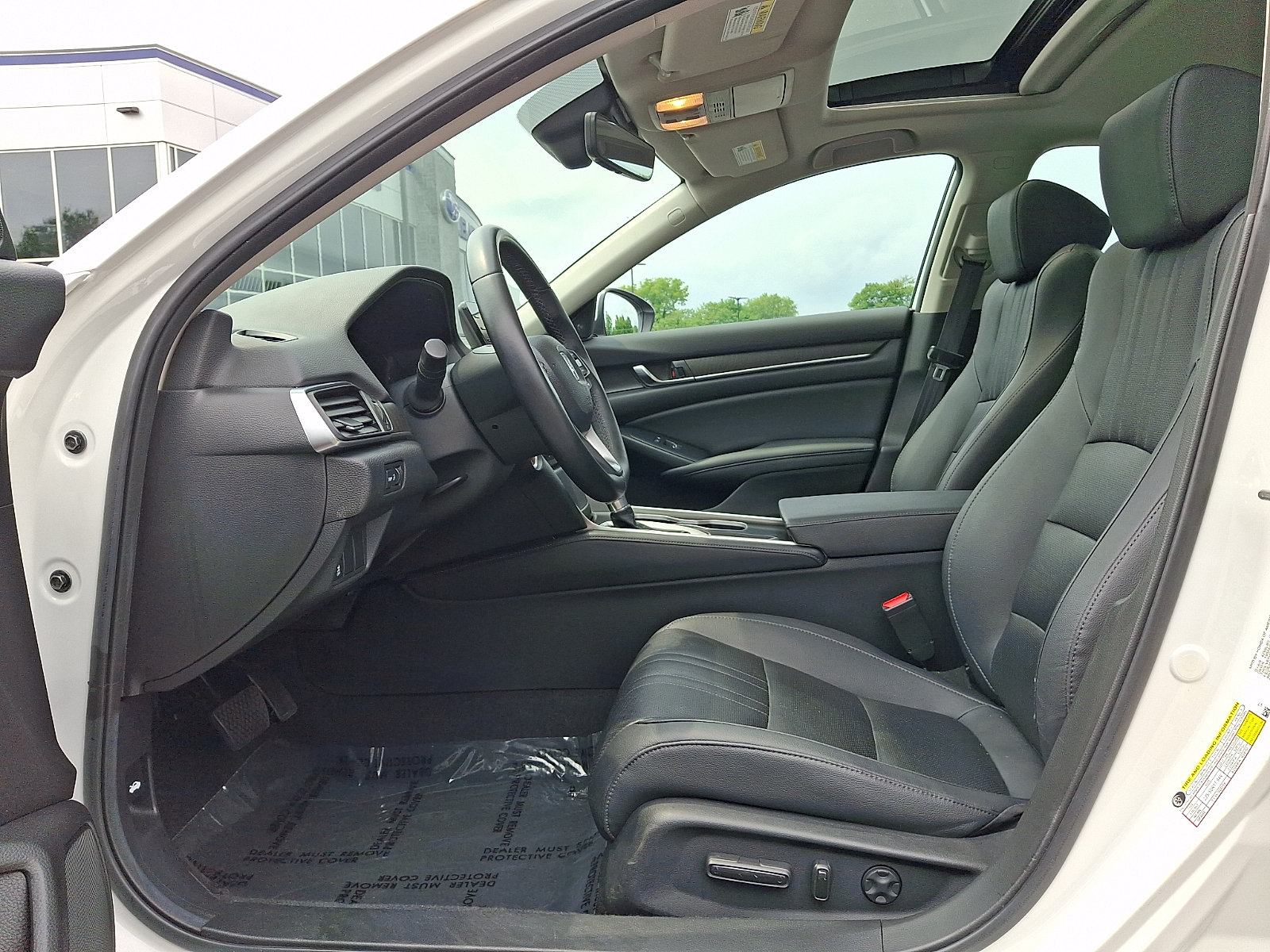 Used 2019 Honda Accord EX-L image 14