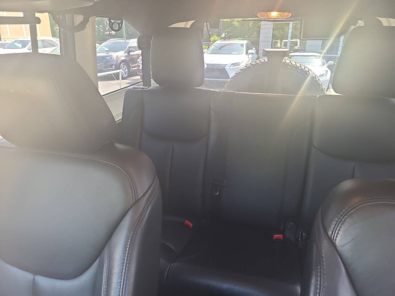 Used 2015 Jeep Wrangler Unlimited Sahara AWD/4WD image 19
