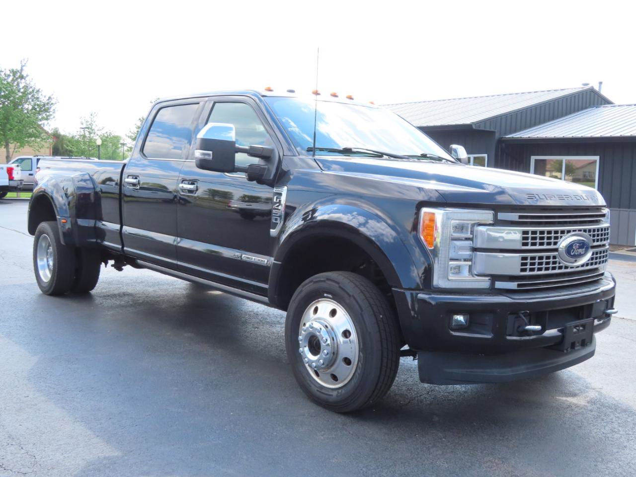 Used 2018 Ford F450 Platinum w/ Platinum Ultimate Package AWD/4WD image 8