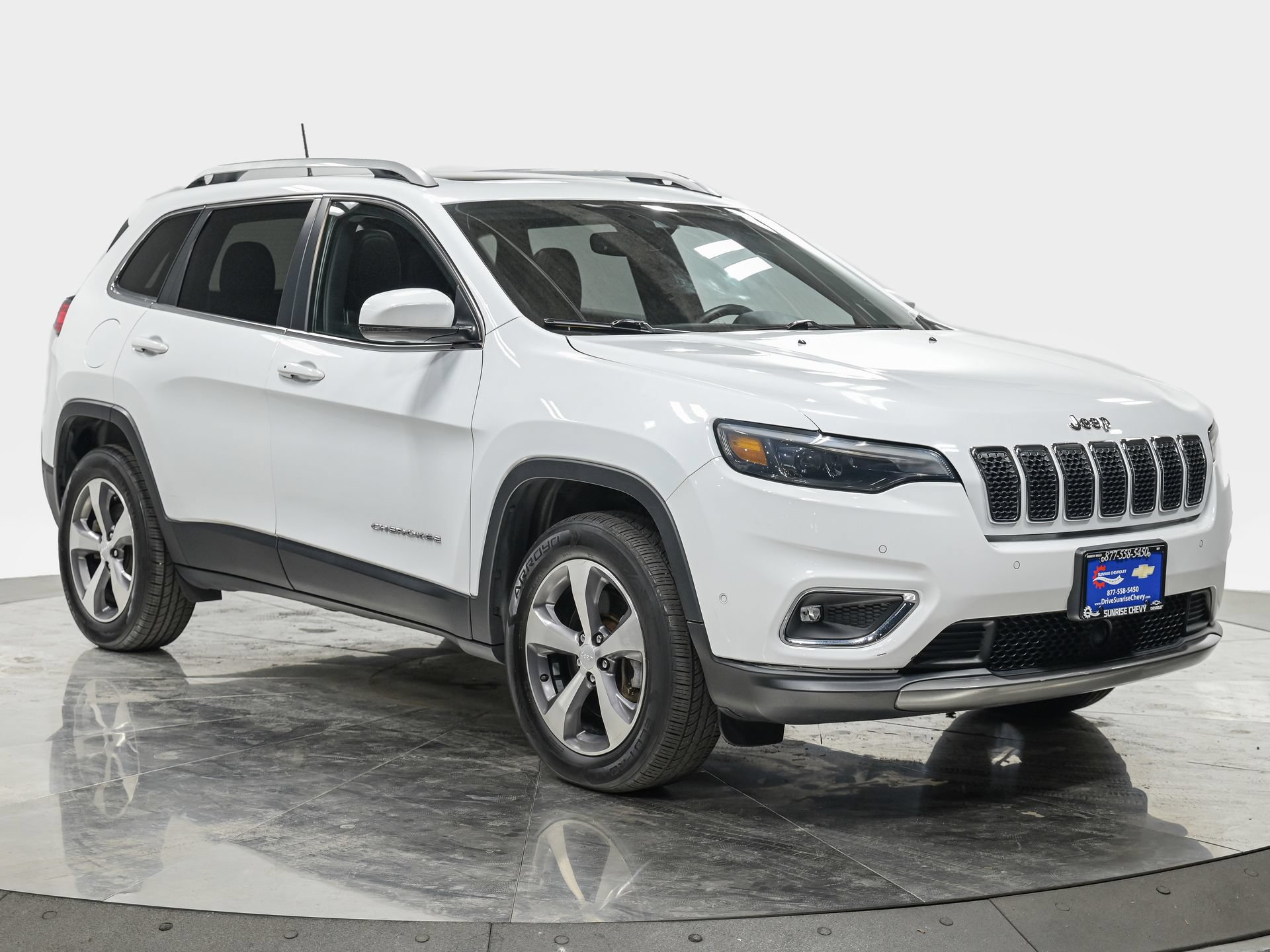 Used 2021 Jeep Cherokee Limited AWD/4WD image 9