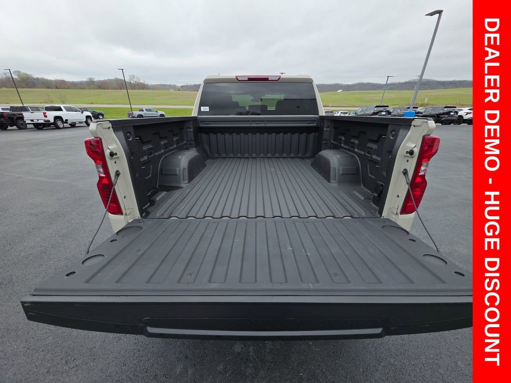 New 2026 Chevrolet Silverado 1500 Custom w/ Turbomax Blackout Package image 23