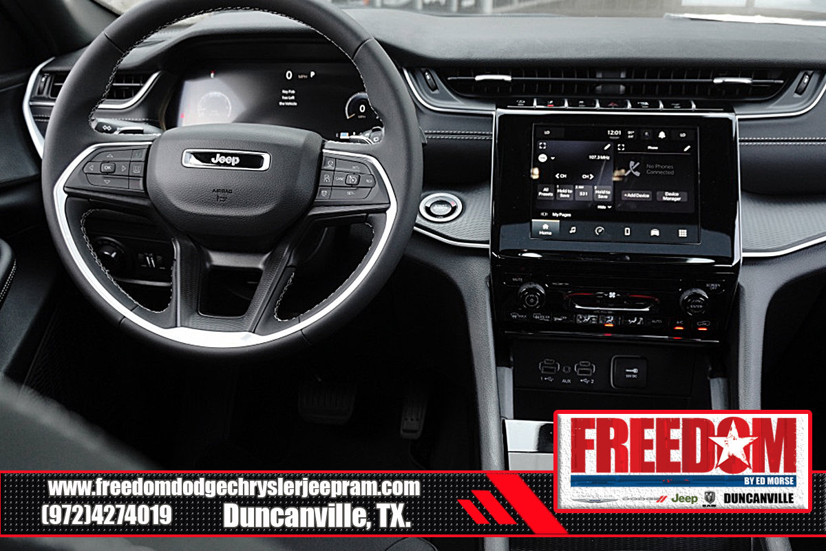 New 2025 Jeep Grand Cherokee L Laredo RWD image 19