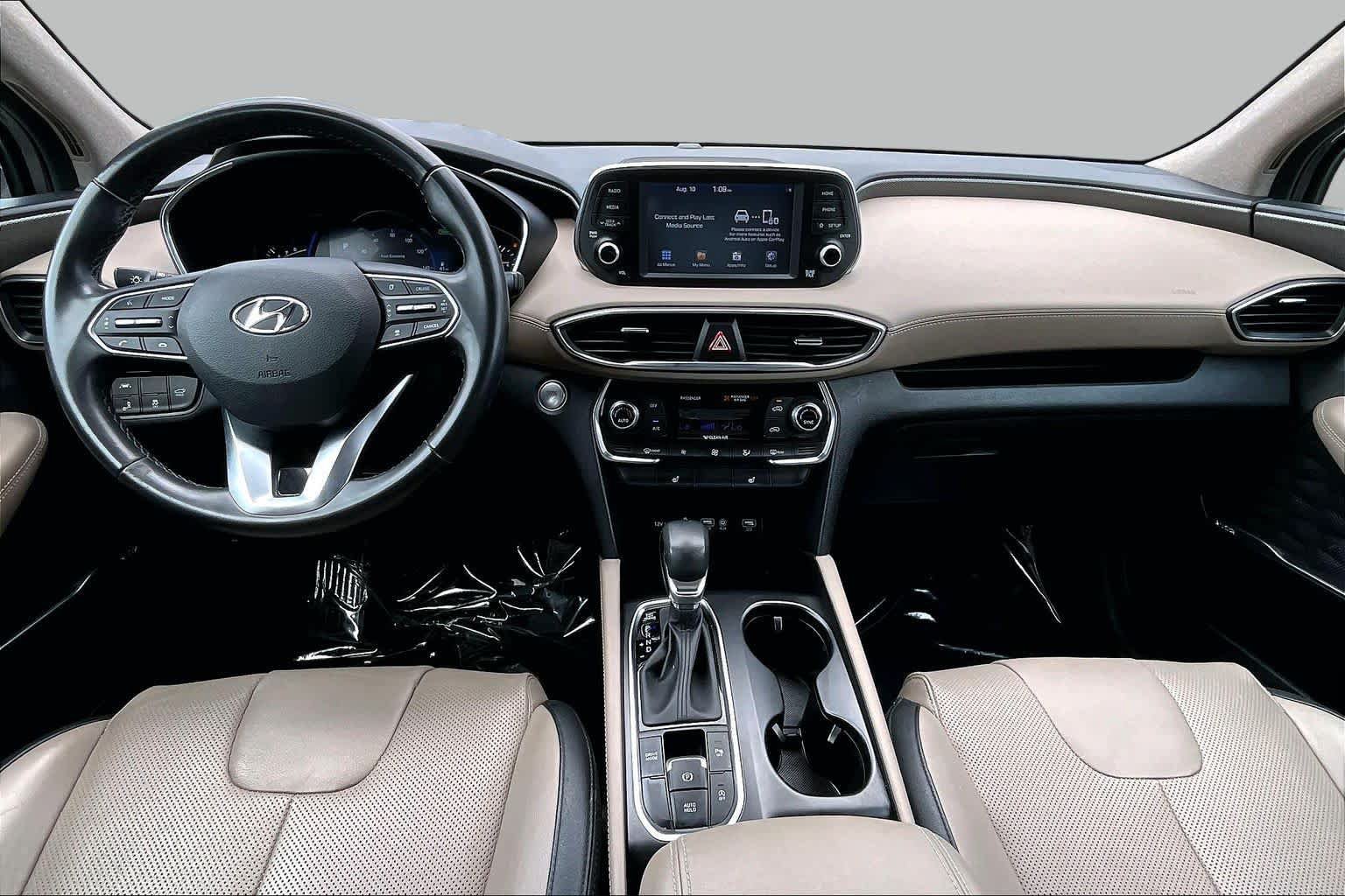 Used 2020 Hyundai Santa Fe SEL FWD image 16