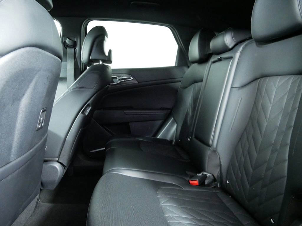 Certified 2023 Kia Sportage X-Line AWD/4WD image 18