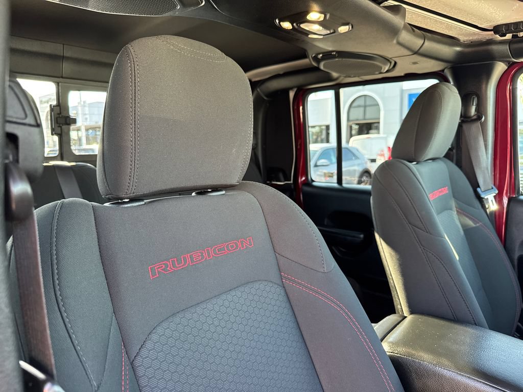 Used 2021 Jeep Gladiator Rubicon w/ Safety Group AWD/4WD image 15