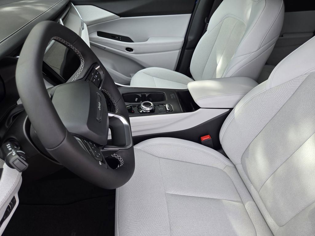 New 2026 Jeep Cherokee Laredo image 8