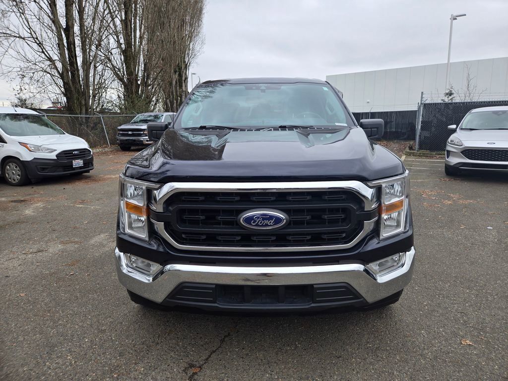 Used 2021 Ford F150 XLT image 2