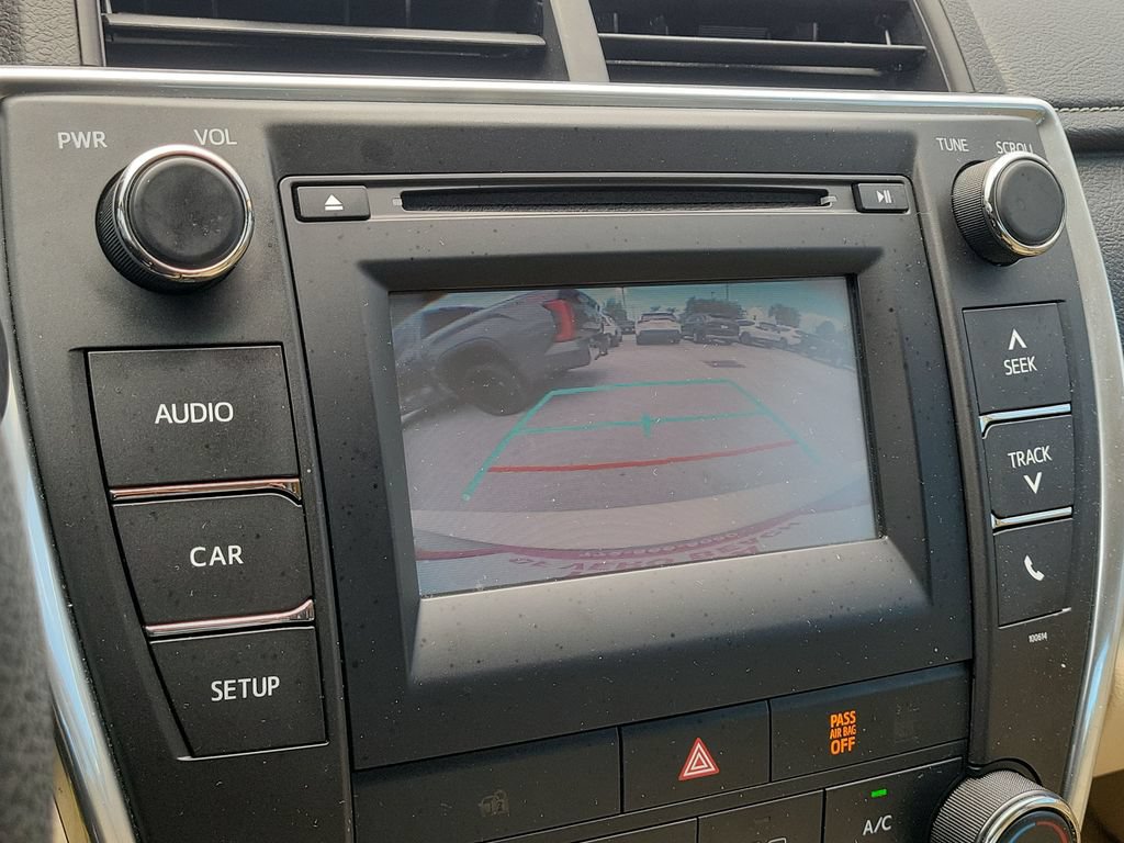 Used 2017 Toyota Camry XLE FWD image 15