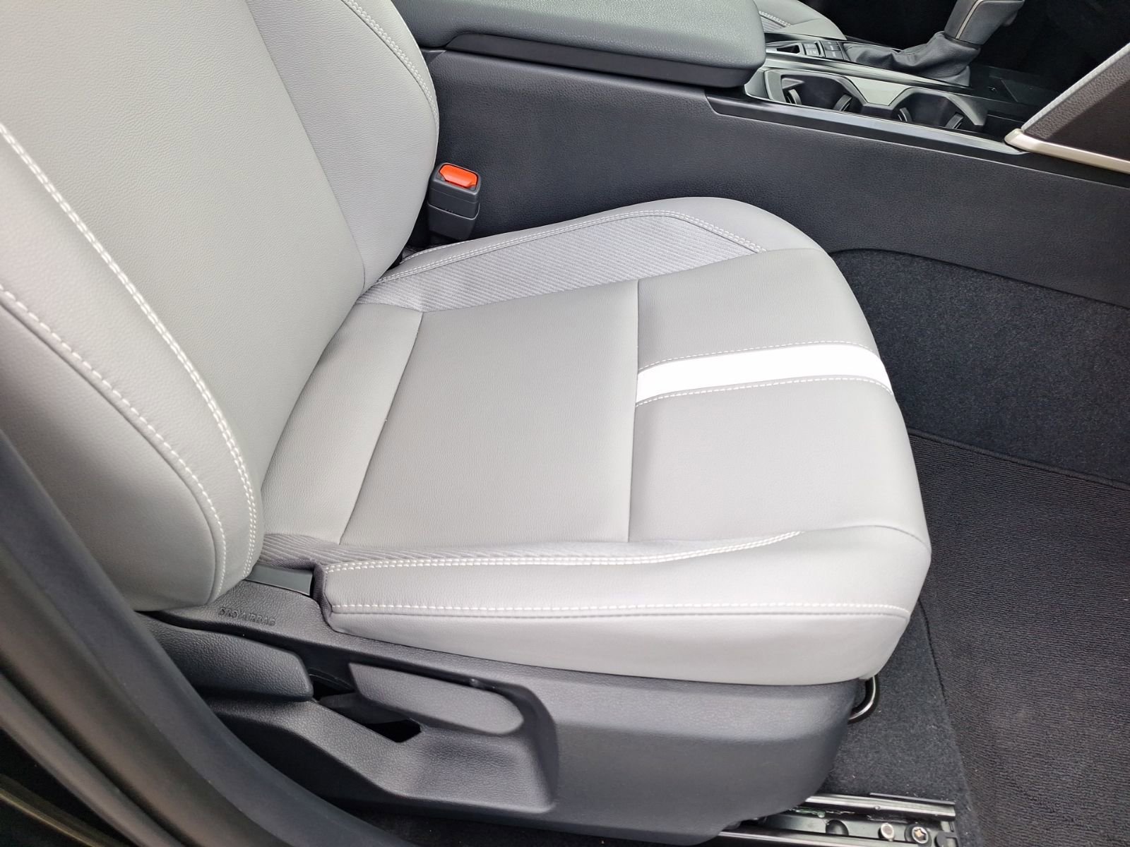 Used 2025 Toyota Camry SE FWD image 34