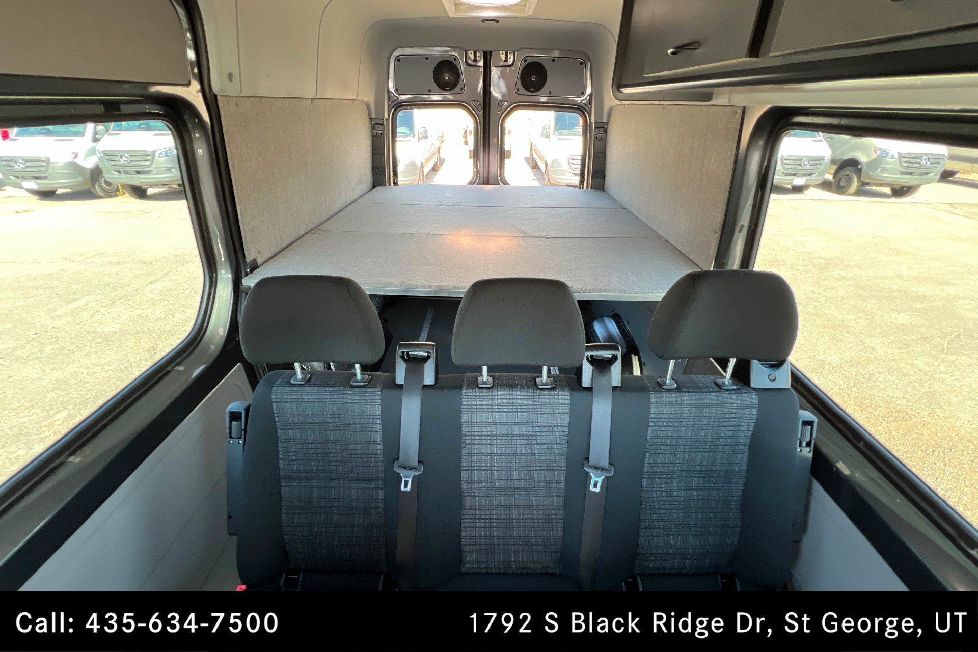 Used 2015 Mercedes-Benz Sprinter 2500 image 24