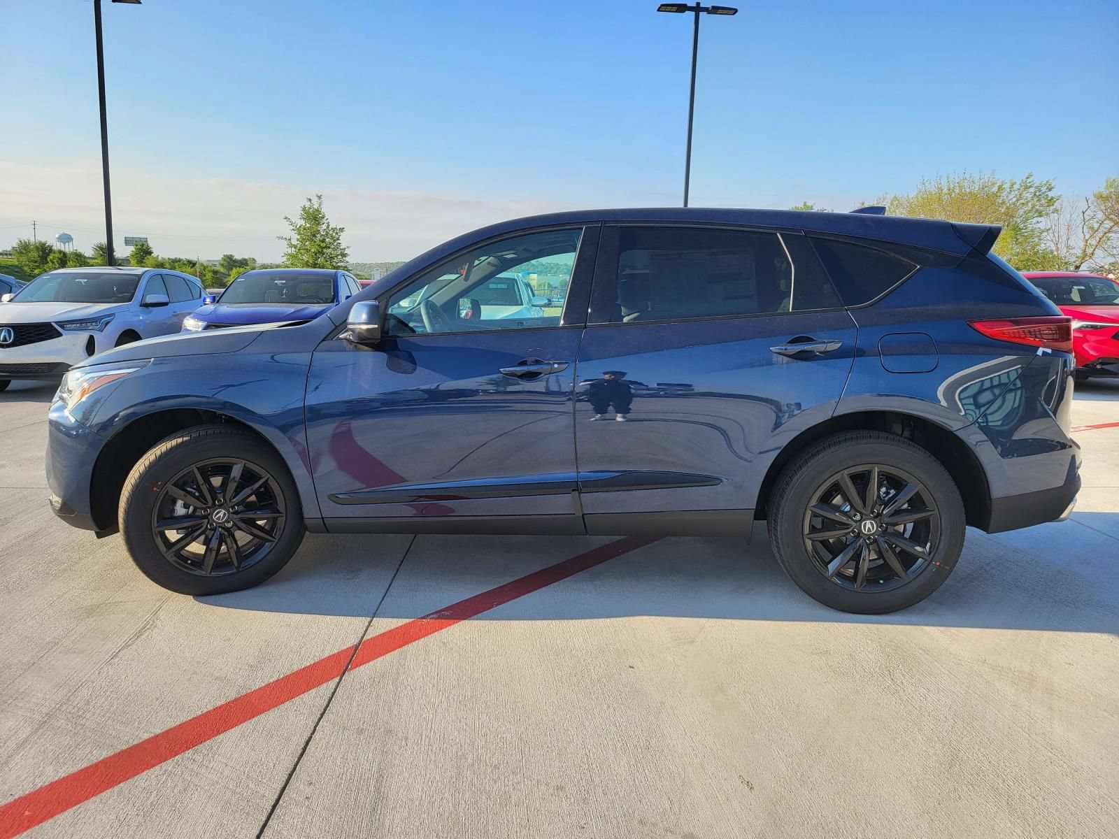 New 2026 Acura RDX SH-AWD image 3