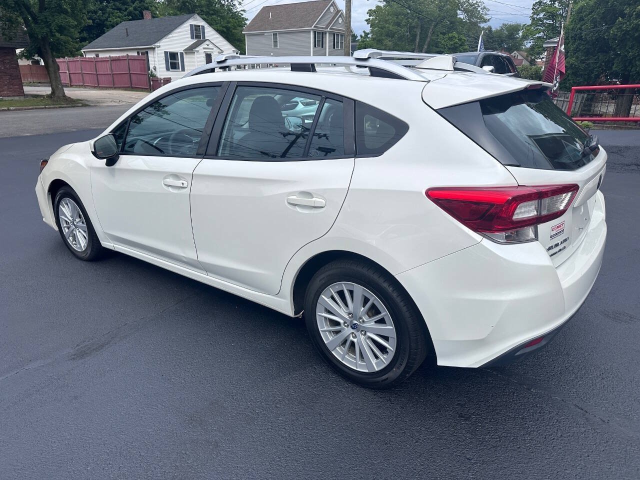 Used 2018 Subaru Impreza 2.0i Premium w/ Eyesight & BSD & Rcta AWD/4WD image 7