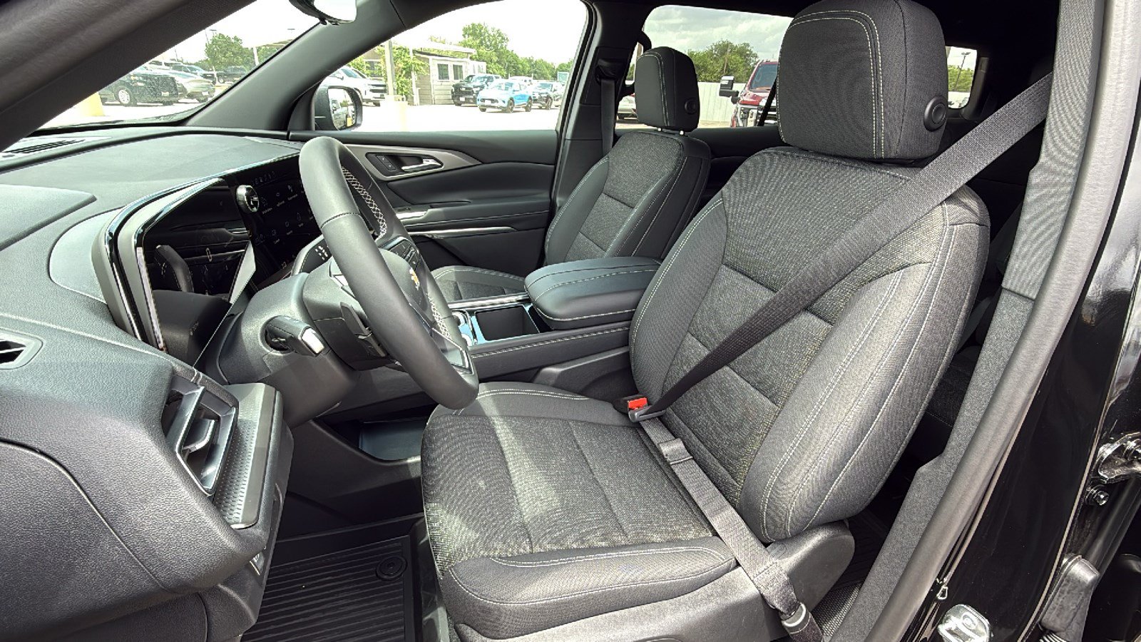 New 2026 Chevrolet Traverse LT w/ Driver Confidence Package FWD image 13