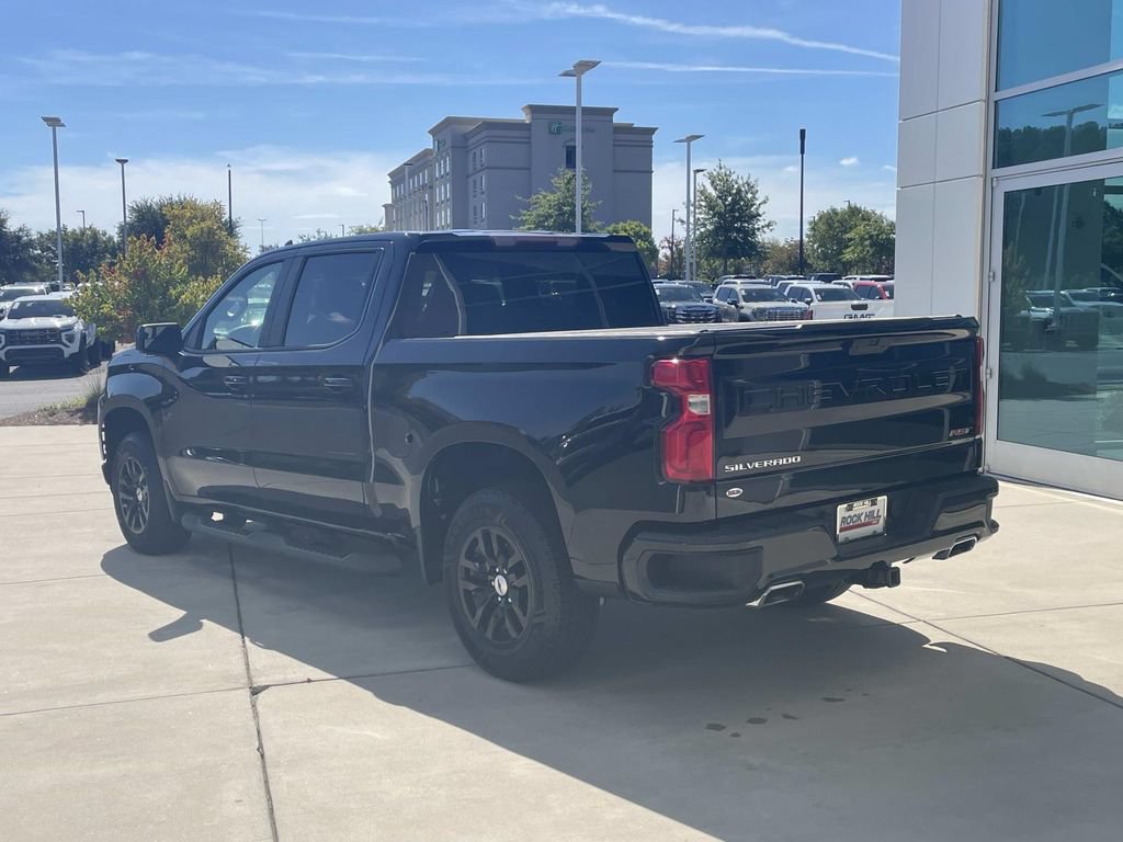Used 2022 Chevrolet Silverado 1500 RST w/ Z71 Off-Road Package AWD/4WD image 2