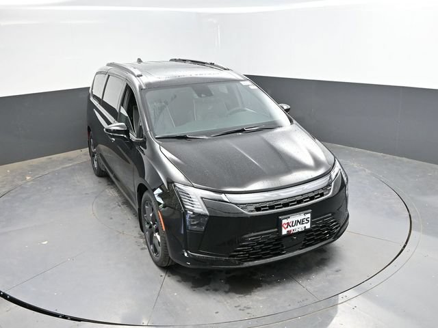 New 2027 Chrysler Pacifica Limited FWD image 43