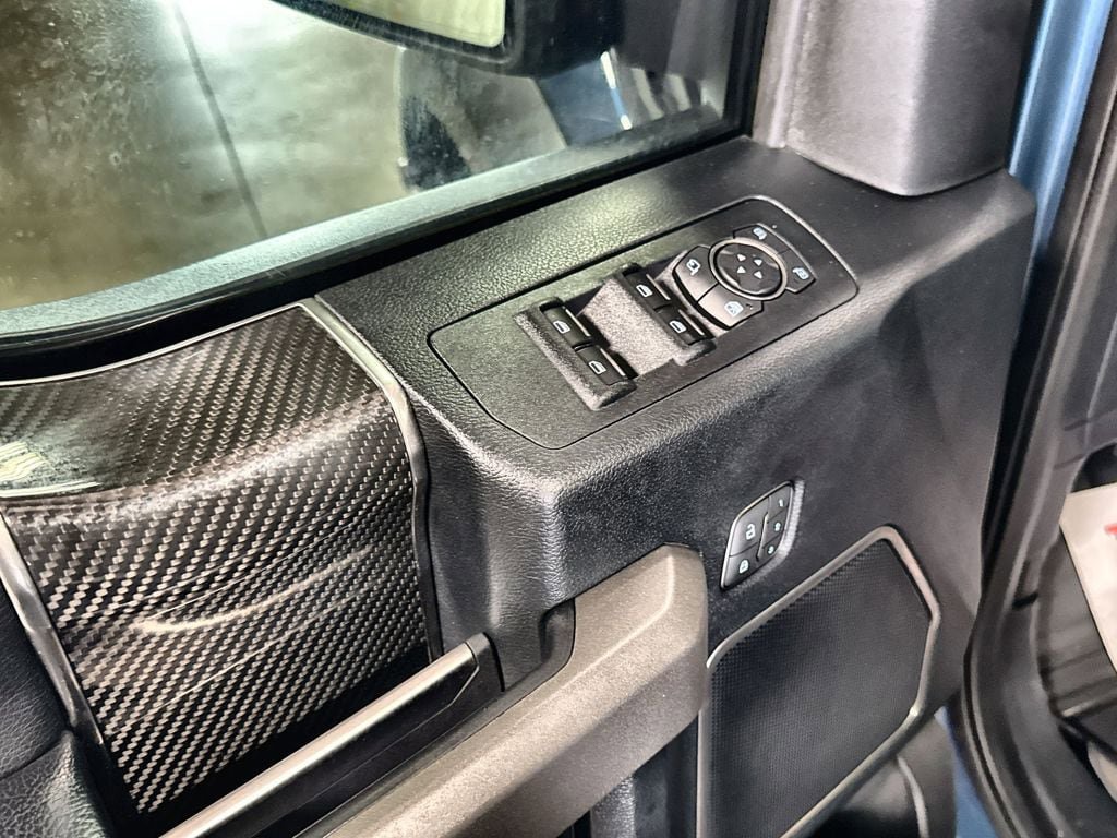 Used 2019 Ford F150 Raptor w/ Equipment Group 802A Luxury AWD/4WD image 14