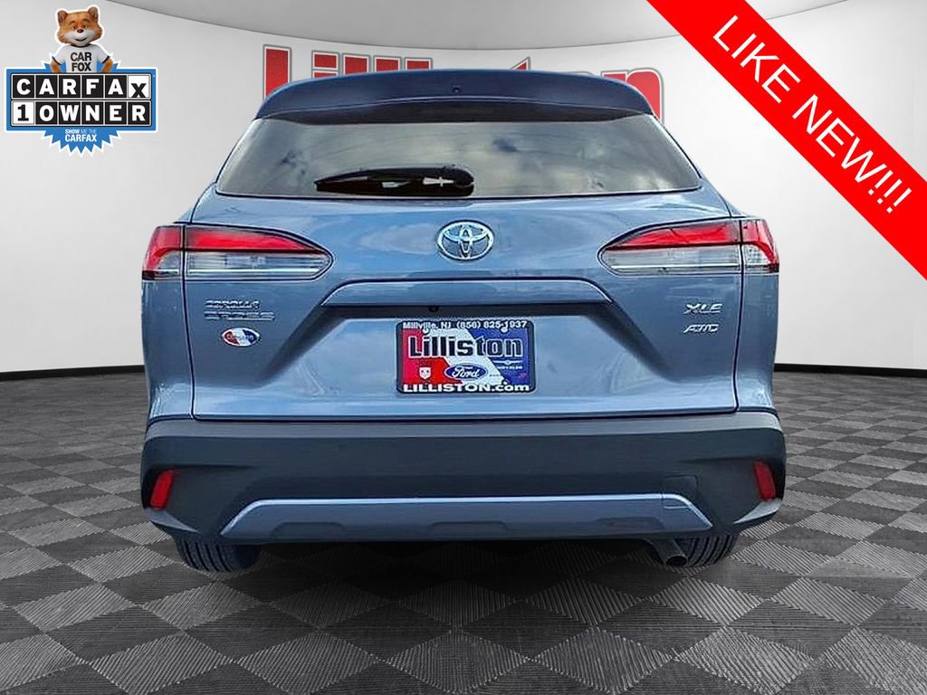 Used 2026 Toyota Corolla Cross XLE w/ Convenience Package image 3