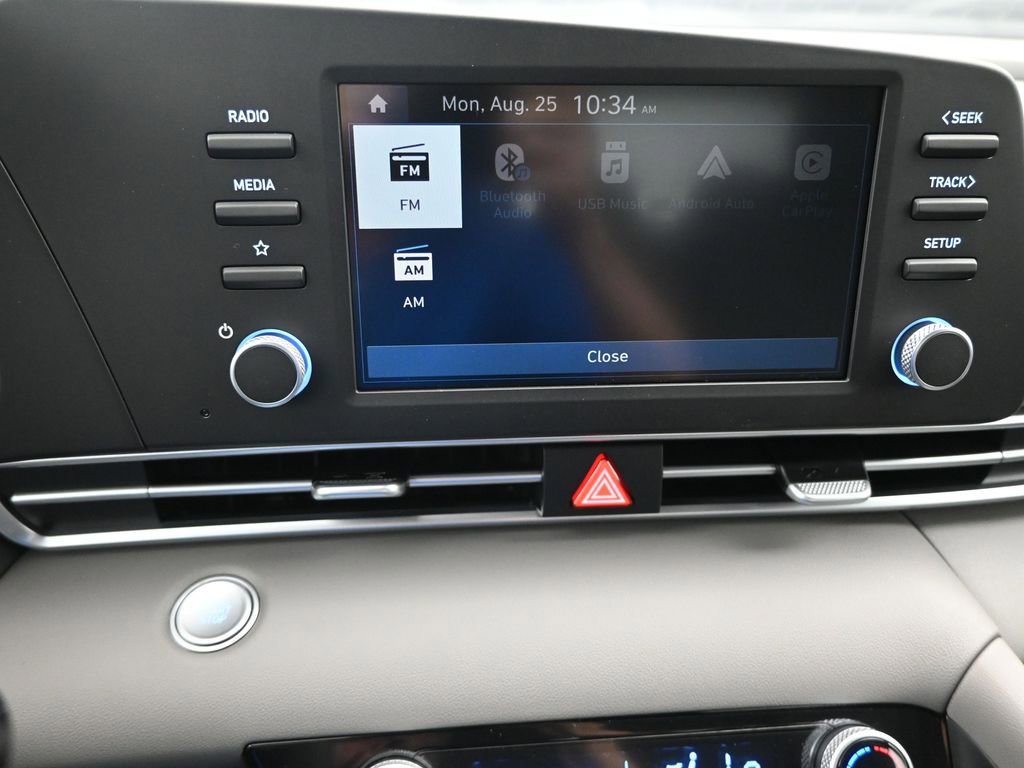 Used 2025 Hyundai Elantra Sport image 20