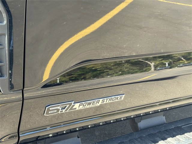 New 2026 Ford F250 Lariat w/ Black Appearance Package image 9