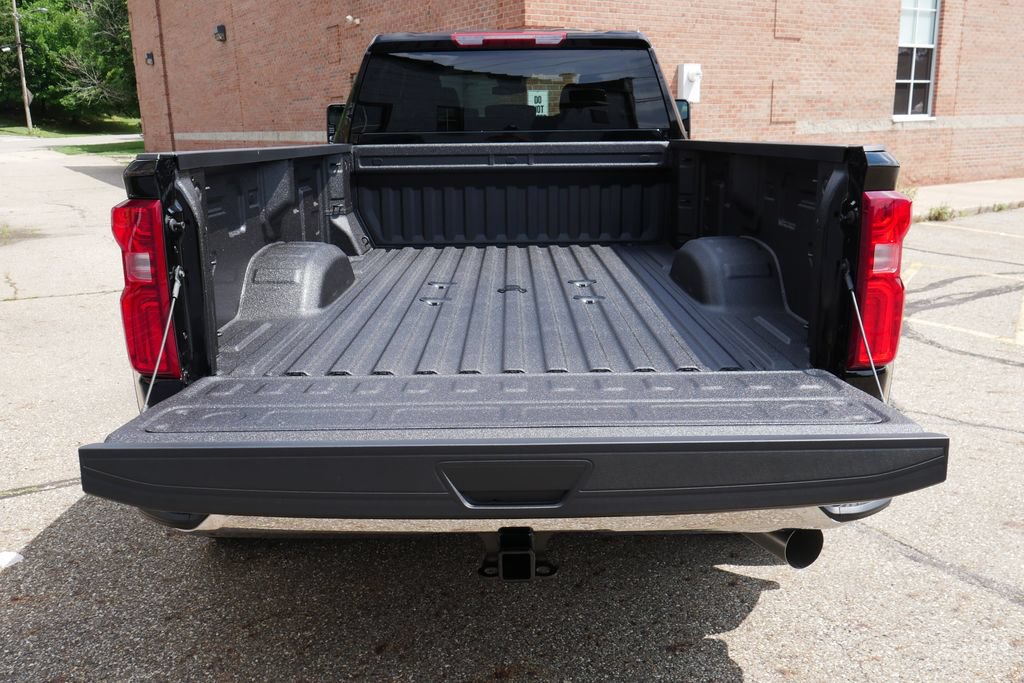 New 2026 Chevrolet Silverado 3500 W/T AWD/4WD image 8