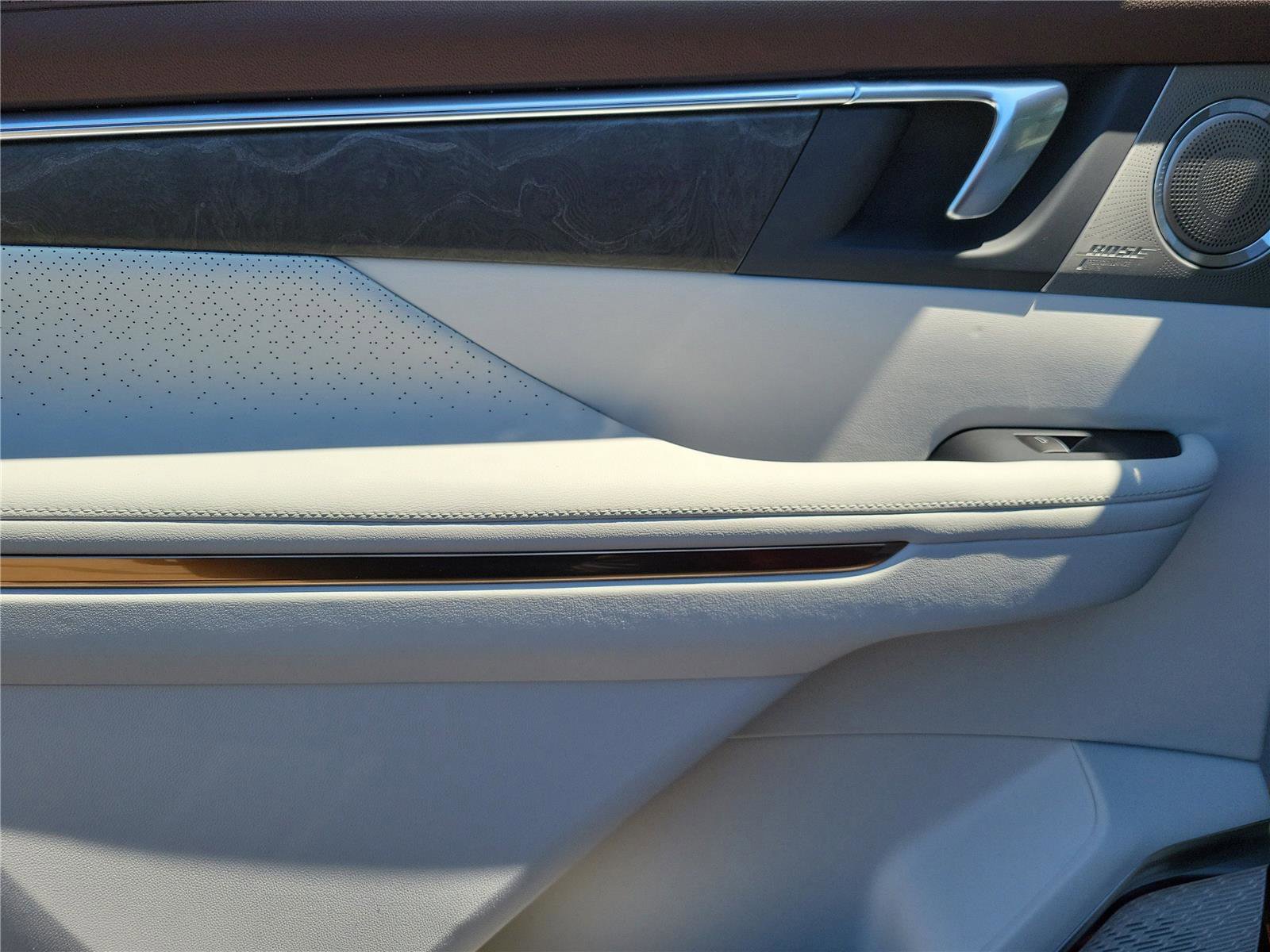 New 2026 Buick Enclave Avenir w/ Super Cruise Package image 17