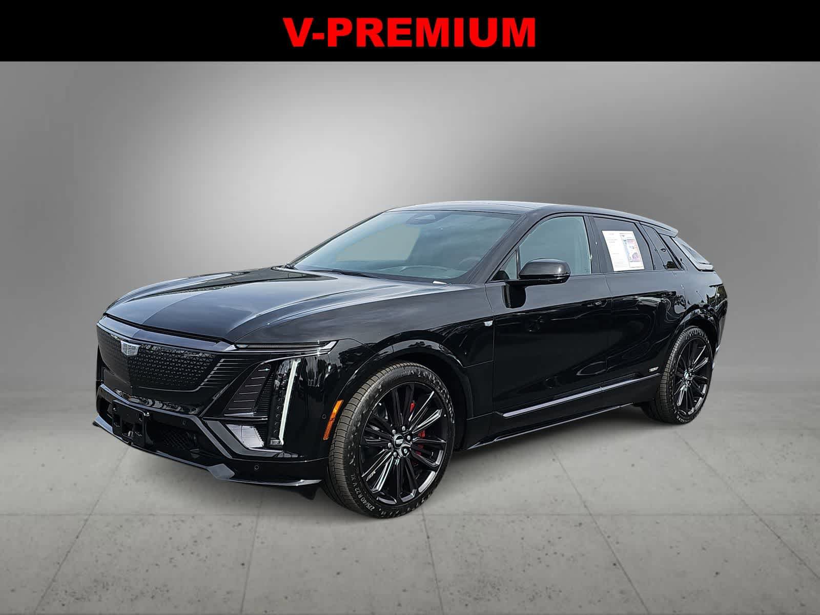 Used 2026 Cadillac Lyriq V w/ LPO, Floor Liner Package image 4