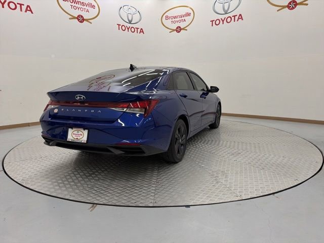 Used 2023 Hyundai Elantra SEL FWD image 8