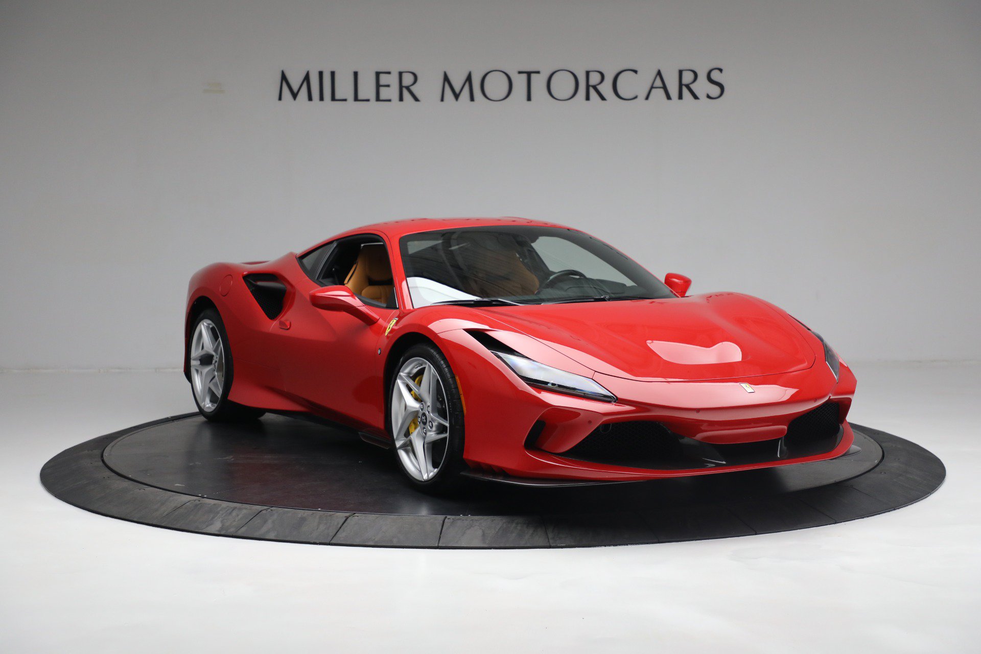 Certified 2020 Ferrari F8 Tributo RWD image 11