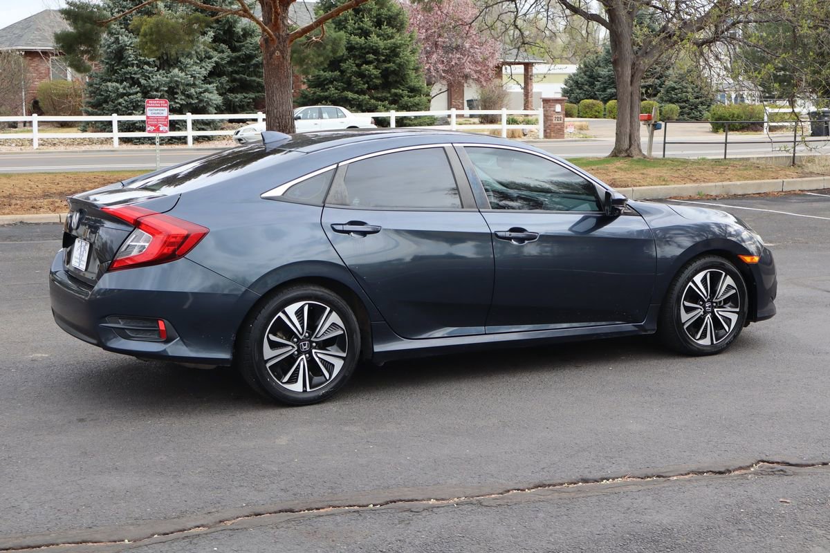 Used 2017 Honda Civic EX-L image 4